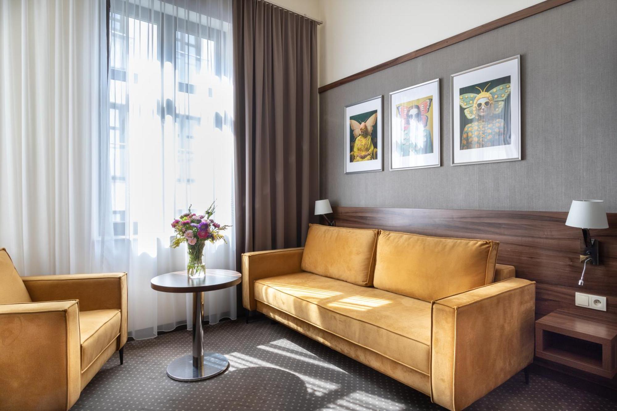Golden Tulip Krakow City Center Екстер'єр фото
